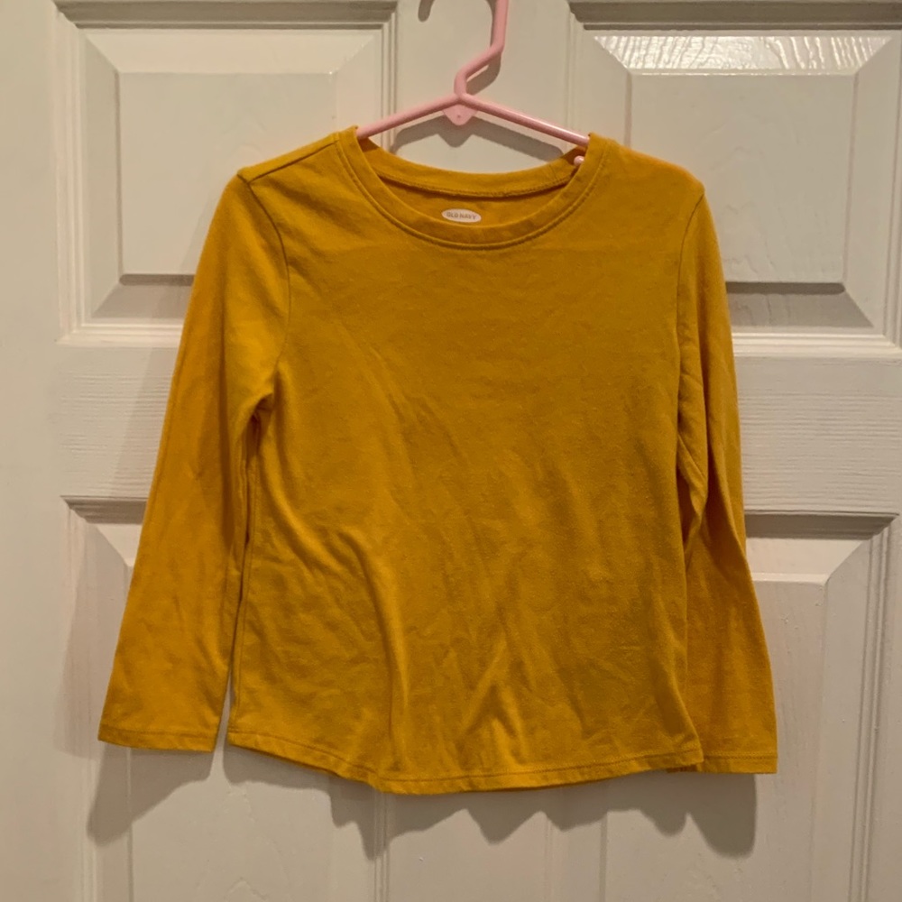 Old Navy Long Sleeve T-shirt